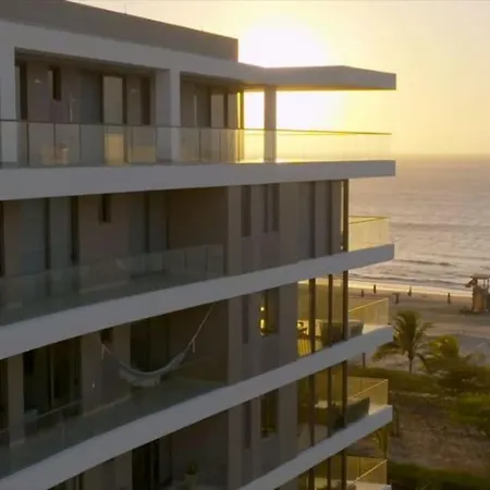 Apartamento Hermoso Y Con Acceso Directo A La Playa!